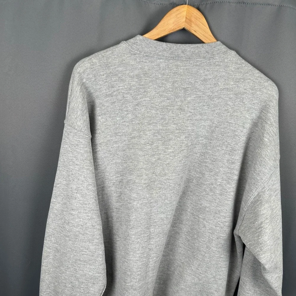 Disney Store Winnie the Pooh Graphic Sweatshirt Mens XL Gray Vintage Style